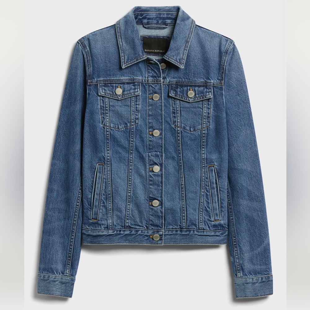 NWT Banana Republic Essential Jean Denim Jacket Medium Wash Sz S